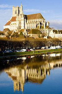Auxerre 法国伯根迪反思反射景点建筑建筑学城市教会精神河流建筑物图片