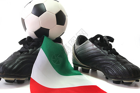 多特欧冠大名单：阿德耶米、萨比策、小贝林厄姆在列，布兰特缺席