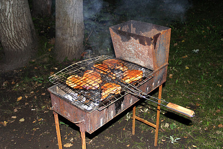 美味佳美的食物假期煤炭格子烧烤背景图片