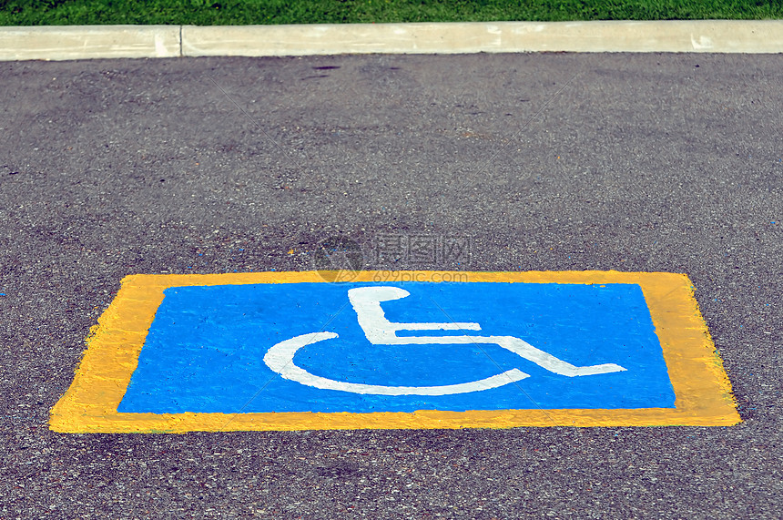 残疾人保留停车位能力路面行为图片