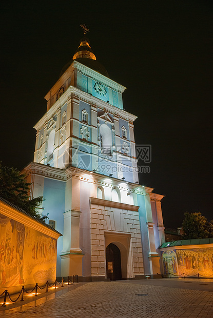 夜景入口白色风景建筑照明天空精神大教堂教会宗教图片