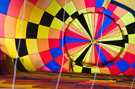 气球里面的人的影子闲暇娱乐天线航班展示爱好爱好者飞艇乐趣热情图片