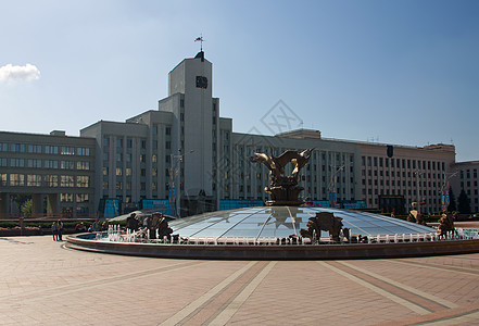 白俄罗斯首都明斯克艺术天空街道房子地标旅行国家建筑学古董建筑物图片