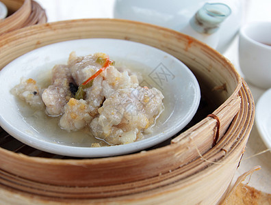 中日食蒸汽盘子团队篮子餐厅鱼子文化食物美味饺子图片