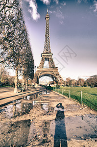 冬季巴黎的颜色纪念碑建筑阳光历史假期旅游天空城市文化金属图片