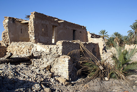旧Kebili被毁坏的房屋图片