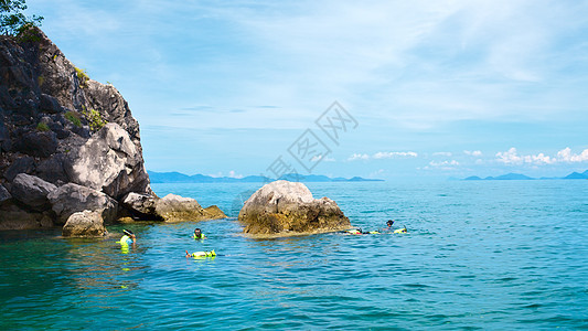 向上滑动旅游浮潜闲暇假期游泳呼吸管珊瑚异国团体天空图片