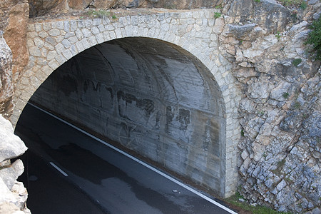 道路隧道入口管子公路街道图片