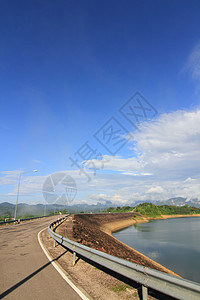 泰国大坝美丽的景观水电水库山脉爬坡天空力量蓝色绿色发电机棕色图片