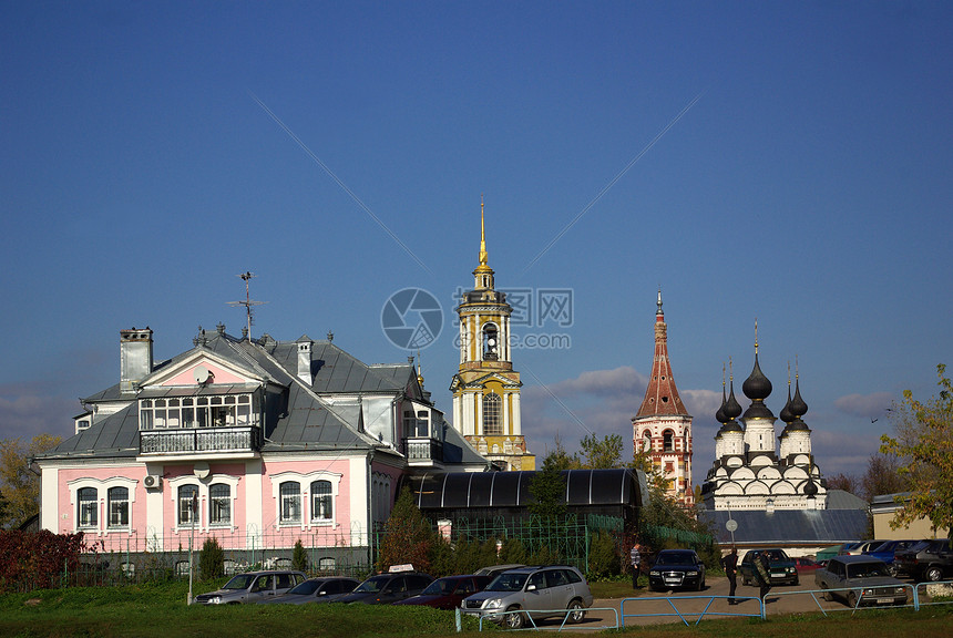 俄罗斯苏兹达尔市的景象寺庙城市花园宗教土地戒指旅行旅游地标教会图片