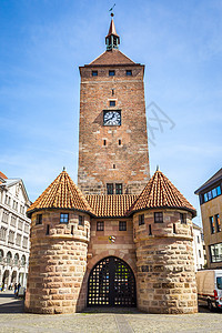 德国纽伦堡巴伐利亚塔历史石头城市天空蓝色手表建筑图片