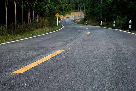 泰国刮风路交通绿色太阳农场车道乡村场地森林土地草地图片