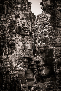 柬埔寨吴哥的Bayon寺庙雕刻历史建筑石头佛教徒旅游历史性地标文化雕像遗产图片