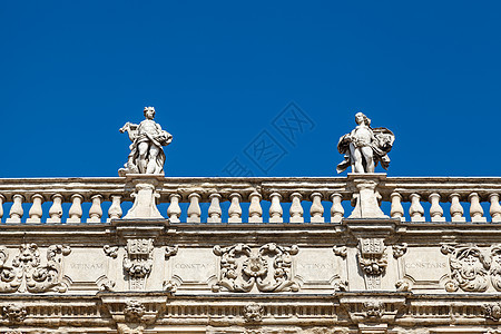 意大利维尼托维罗纳Verona市和Statutes图片