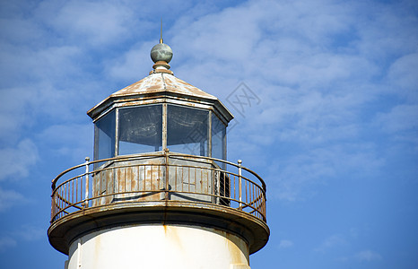 灯塔顶航海地平线乡村历史水平栏杆观景台蓝天甲板气氛图片