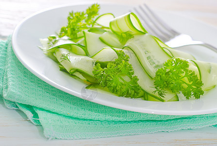 新鲜沙拉美食种子香料水果莴苣饮食午餐长叶黄瓜产品图片