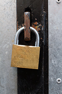 锁入口楼梯间扣子金属钥匙框架安全出口塔楼犯罪背景图片