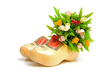 荷兰传统黄色木制鞋一对夫妇农业文化木屐鞋类郁金香花朵衣服戏服纪念品木头图片