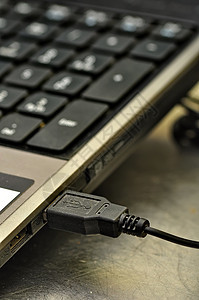 插入USB商业记忆电缆驾驶笔记本电子产品港口机动性硬件电子图片