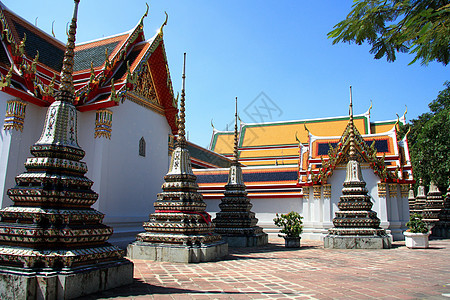 曼谷Wat Po的Stupas佛教徒宗教寺庙佛塔建筑景点历史旅游图片