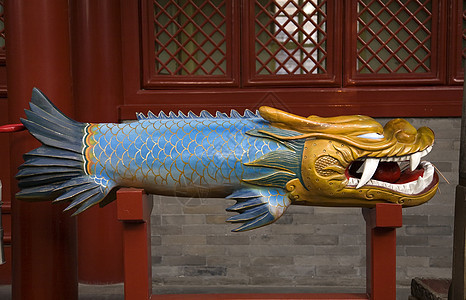 中国北京佛教寺庙 青龙凤鱼钟费元图片