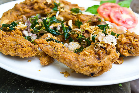 大蒜和胡椒鸡餐厅烹饪美味胡椒蜂蜜食物环境洋葱饮食炙烤图片