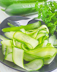 加黄瓜沙拉香料薄荷午餐美食种子水果香菜食物小吃饮食图片