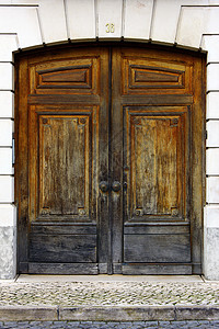 奥古斯塔葡萄牙里斯本一扇旧门的详情锁定主场历史艺术入口锁孔住宅门把手金属商业背景