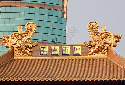 金龙屋顶 上天静静庙 中国上海图片