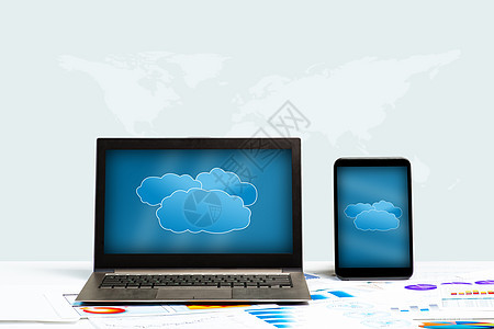 云层技术概念中心蓝色创造力软垫访问数据监视器天空互联网电脑图片