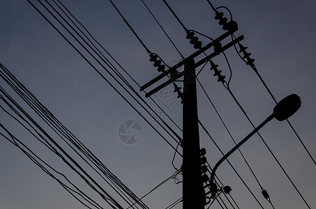 轮光电站行业阴影瓷柱构造建筑白线电力专业电缆线黑色图片