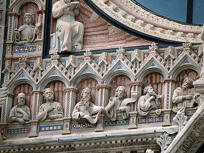 锡耶纳Duomo外墙建筑学窗户大理石耳堂雕塑宽慰窗饰教会大教堂门户网站图片