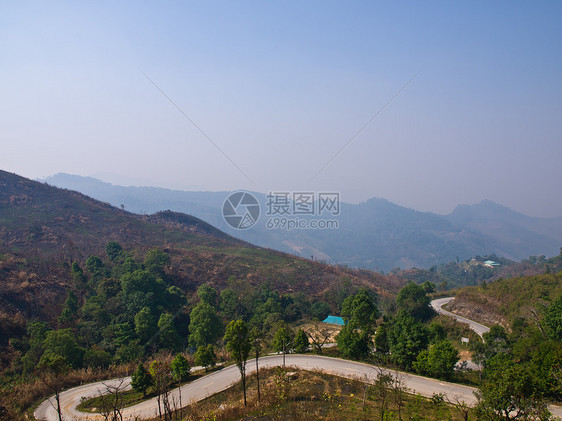 泰国清莱Phatang山路透视旅游国家天空风景森林假期农村山墙驾驶路线图片