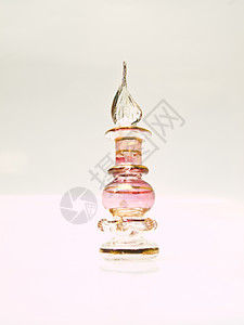 来自埃及的小型粉红玻璃香水瓶粉色液体卫生香味瓶子产品治疗药品香水疗法图片