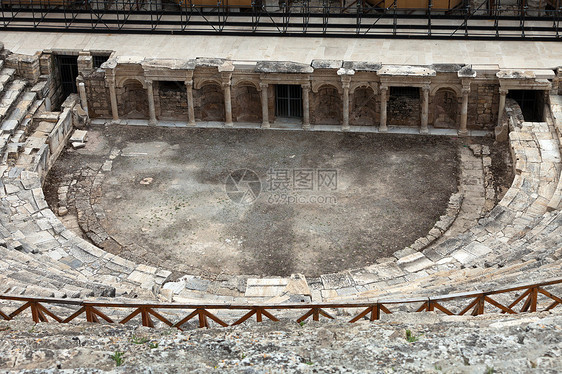 土耳其Pamukkale地区Hieropolis的剧院废墟古董石头文化历史地标城市考古学遗产旅游建筑学图片