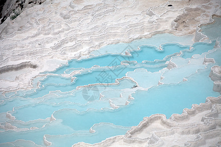 土耳其帕穆卡勒的特雷弗丁池和梯田火鸡石灰石地质学盆地旅行蓝色假期游客编队洗澡图片