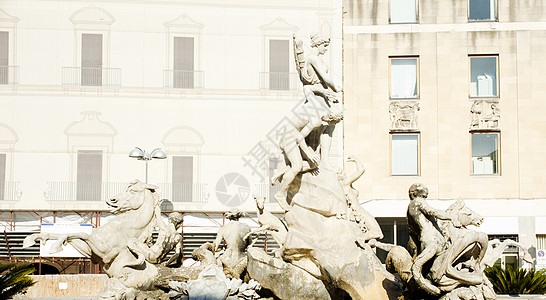 锡拉丘兹的青人化喷泉小鸡雕刻雕塑女神处女城市传奇纪念碑雕像旅游图片