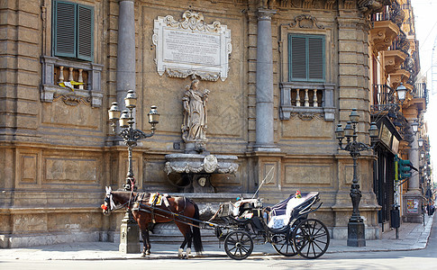 巴勒莫的Buggy雕像城市角落传统运输文化风格历史性出租车声部图片