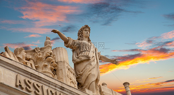 天空的雕像双臂庆典保险力量记忆雕塑首都建筑学大理石女性图片