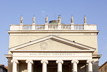 圣安东尼奥大教堂里雅斯特的雕像历史专栏旅游艺术离子建筑学柱子鼓室教会雕塑图片