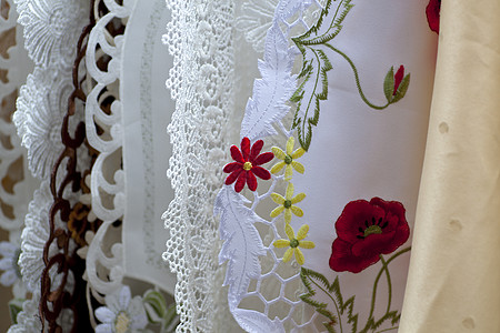 刺绣和带子口纸卫生织物棉布蕾丝缝纫礼物绣花白色面料图片