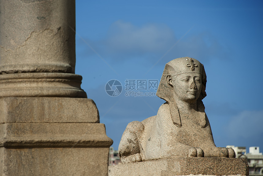 位于亚历山大的庞贝支柱区的 sphinx图片