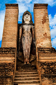 泰国Sukhothai历史公园佛像立体雕像(泰国)图片