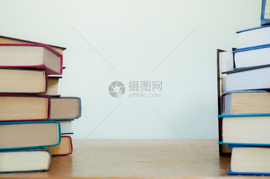 书本教科书学习文学图书馆精装书活动阅读休闲学校研究图片