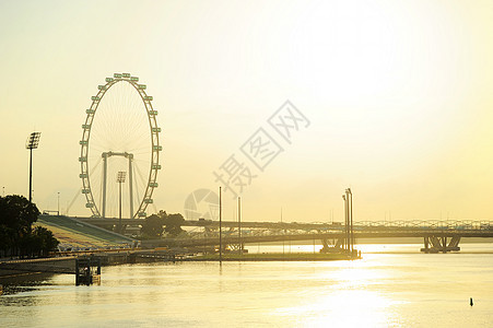 新加坡河娱乐观光太阳天空金子建筑学景点旅游摩天轮游客图片