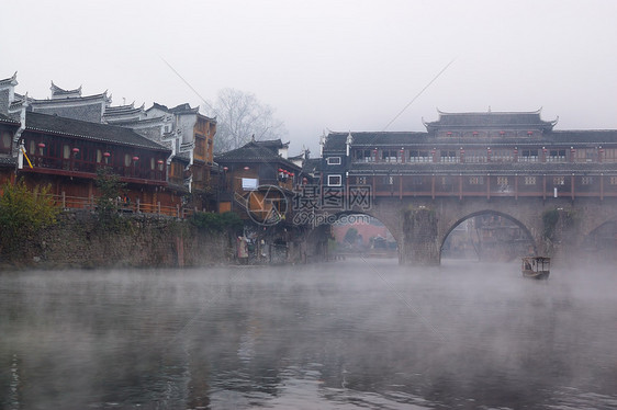 中国河流地貌住宅房子建筑学旅游反射场景居民河岸旅行血管图片