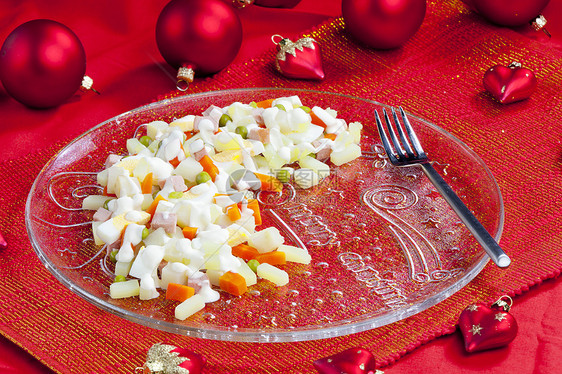 捷克传统圣诞马铃薯沙拉美食菜肴叉子食物蔬菜土豆沙拉内饰膳食盘子图片