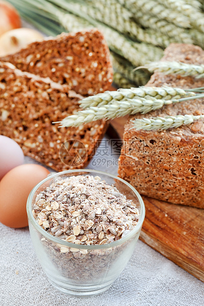 土制传统面包燕麦宏观面粉粮食饮食烤箱小麦食物脆皮玉米图片