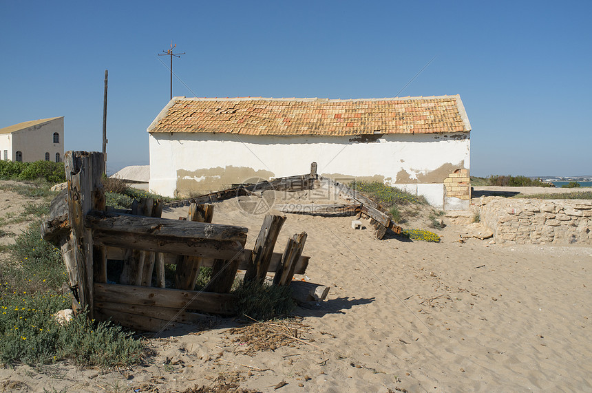 旧盐矿船水平工业圣波风化沉船木板历史性残骸盐场图片