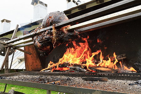 烧烤猪肉推介会美食野餐皮肤文化餐厅炙烤食物烹饪午餐图片